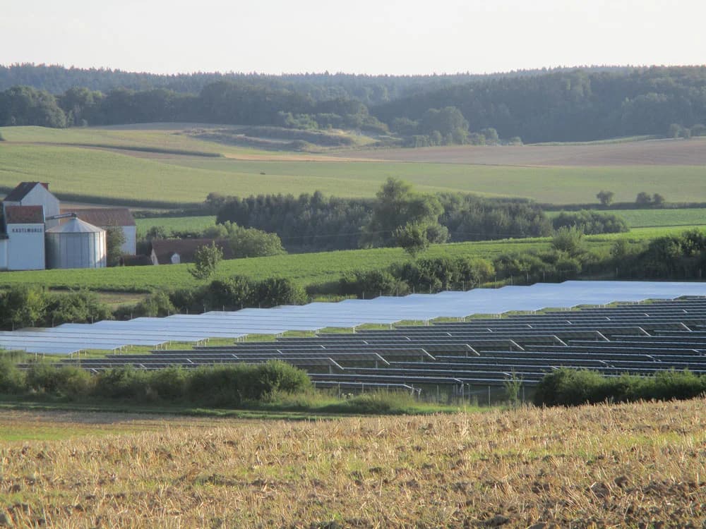 PV-Anlage Oberhausen — 1.860 kWp Freifläche